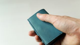 ストラッチョ スペリオーレのレビュー。エムピウ最小財布の最上位モデルの特徴にせまる