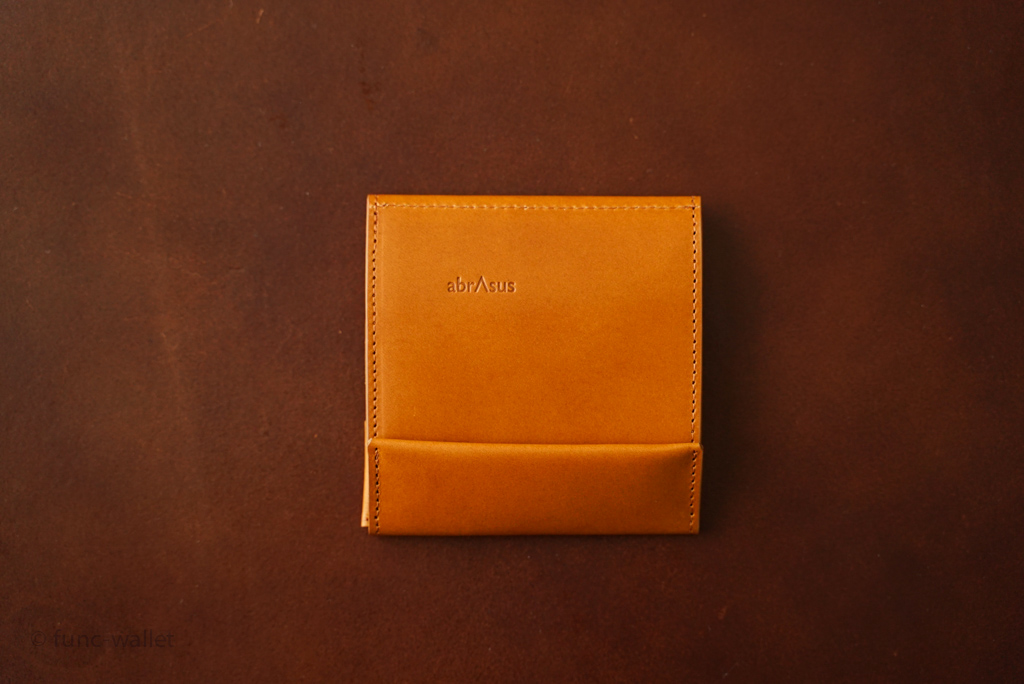 薄い財布 abrAsusと薄いカードケースabrAsusのレビュー。使い勝手