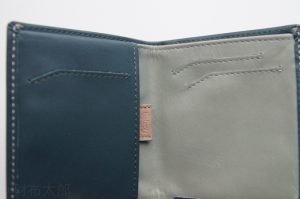 ベルロイ 新型Note Sleeveのレビュー。コンパクト&スリムな財布の紹介 | 機能的な財布あります