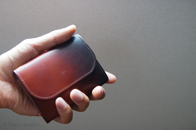 COTOCUL 小さな財布のレビュー。コンパクトさと使い勝手のバランスが 