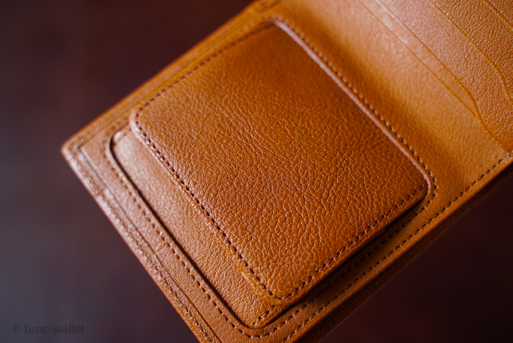 ポーター メトロ 二つ折り財布のレビュー。大人も使える、上質で使い 