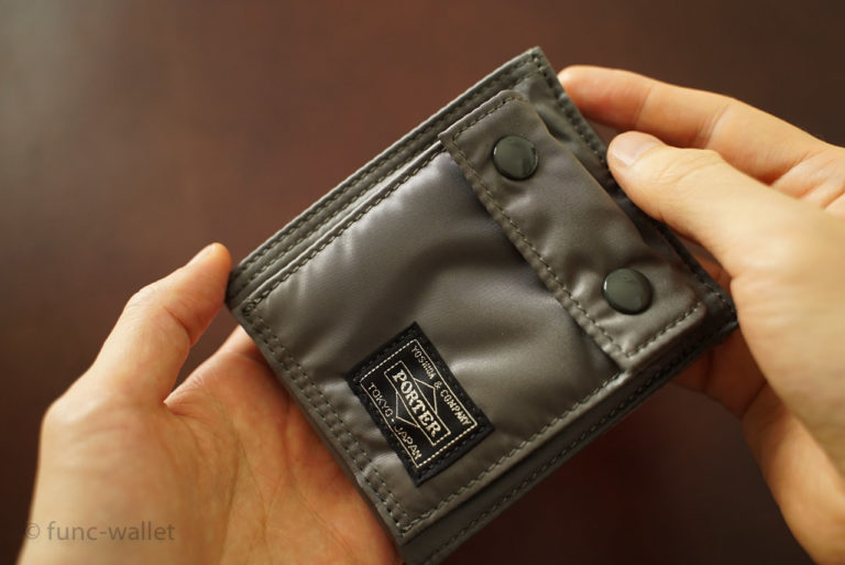ポーター タンカー ニューモデル 二つ折り財布のレビュー。2019年にモデルチェンジした定番財布の使い勝手、特徴について | 機能的な財布あります